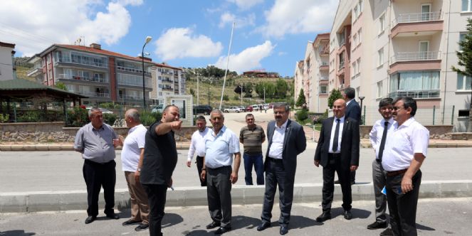 Başkan Zeybek Mahalle Ziyaretlerine Devam Ediyor