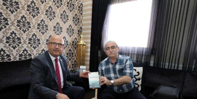 Prof. Dr. Bingür Sönmez Zafer Yürüyüşüne Katılacak