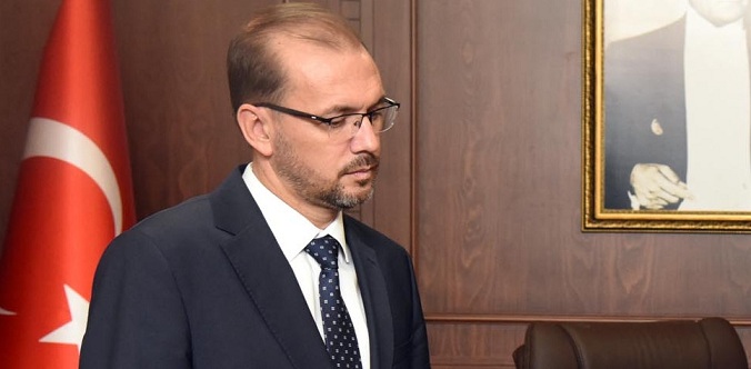 Afsü Rektörü’nden “sosyal Medya” Uyarısı