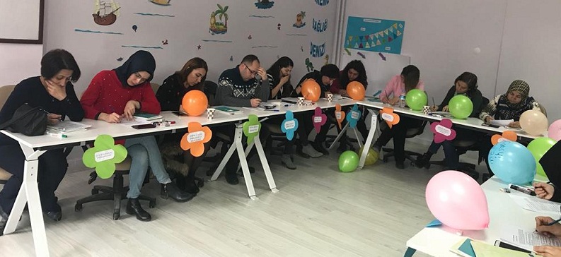 üreme Sağlığı Eğitimleri Devam Ediyor