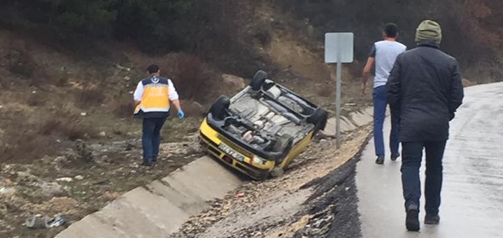 Sandıklı Yolunda Trafik Kazası Meydana Geldi