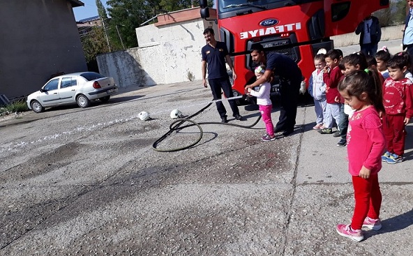 Toki Anasınıfı öğrencileri Dinar İtfaiyesini Ziyaret Etti