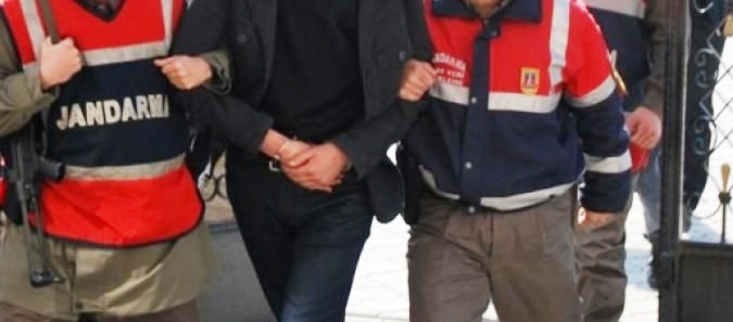 Jandarma Teyet Geçmedi..!!