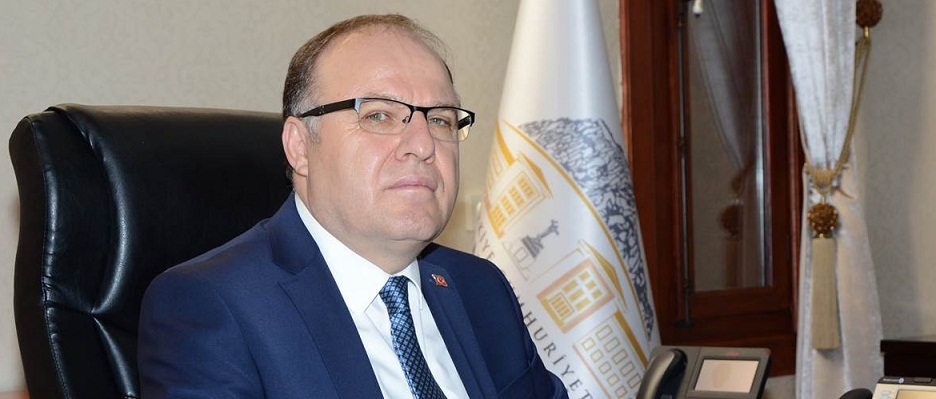Vali Mustafa Tutulmaz Kimden Korkuyor..??