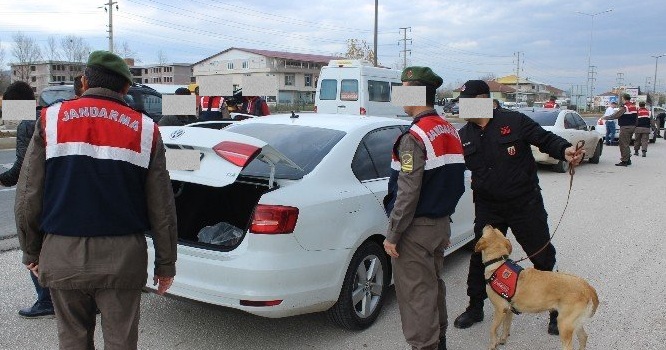 Jandarma Ekiplerine Vatandaşlar Dua Ettiler