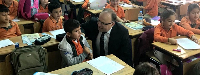 Vali Tutulmaz Okullarda Denetlemelerde Bulundu.