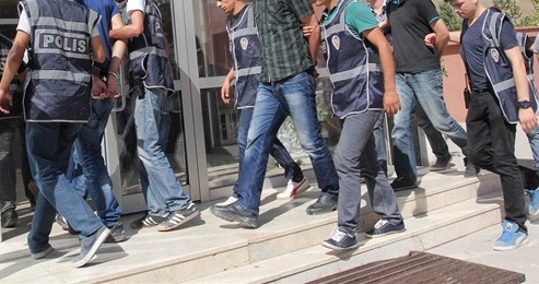 Gaygubet Evlerine Operasyon 37 Gözaltı
