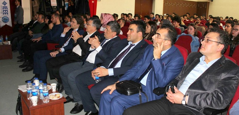Akü ıeee Kocatepe Kulübü ‘üretimden Dağıtıma Enerji’ Konferansı Düzenledi