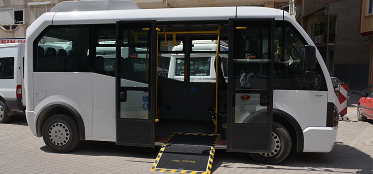 Kapalı Pazar Yerine Araç Seferleri Başladı