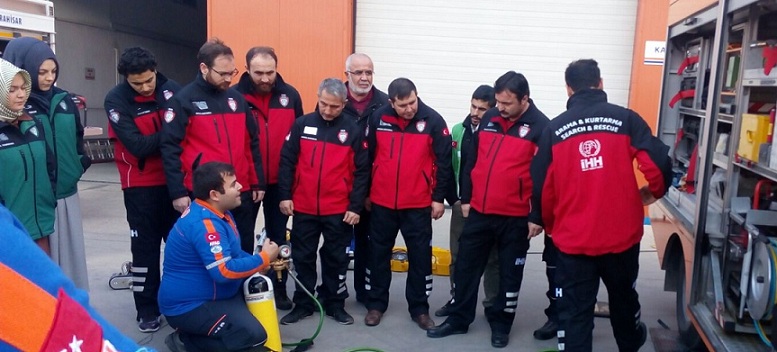 Afyon İhh Arama Kurtarma Ekibi Eğitimlerine Devam Ediyor