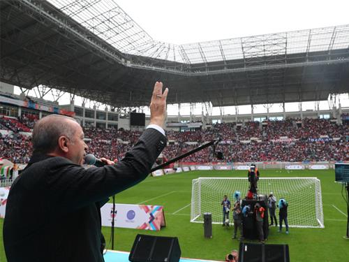 “türkiye Bugün, Hem Kendini Savunmanın Hem De Geleceği İnşa Etmenin çabası İçindedir”