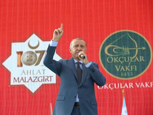 “malazgirt Ruhunu Yaşatmayı Başaramazsak, Geçmişimizle Birlikte Geleceğimizi De Kaybederiz”