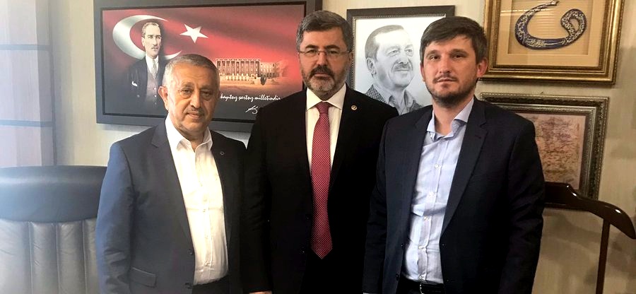 Milletvekili özkaya'ya Mecliste Ziyaret..