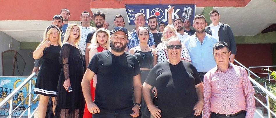 Radyo Lojik çalışanları Hıdırlık Seyir Restorant'da Buluştu