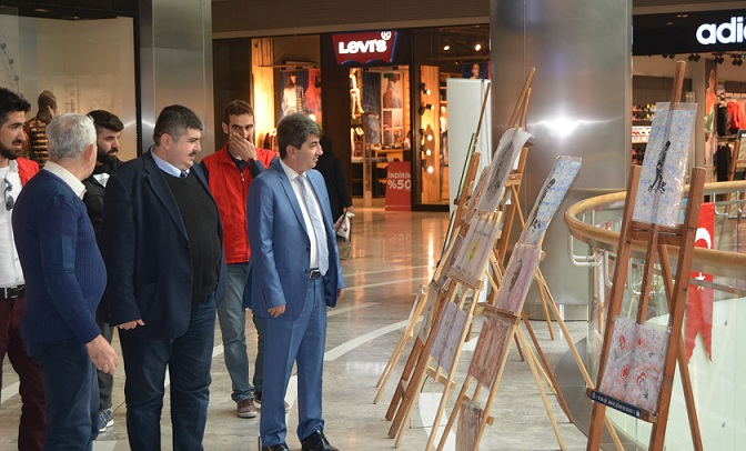 Afyonkararhisar Gençlik Merkezinden 10 Kasım Sergisi