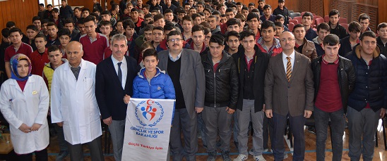 Gençlik Merkezi Meslek Liseli Gençlerle Buluştu