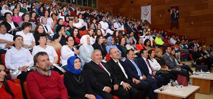 “hemşireler Günü Coşkuyla Kutlandı”