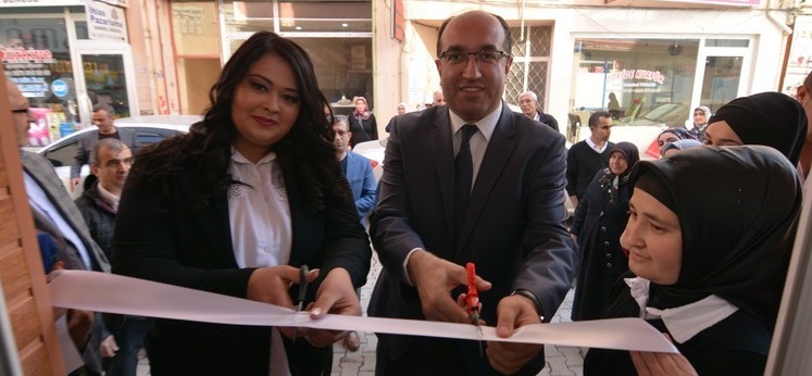 Başkan Mustafa çöl İşyeri Açılışına Katıldı