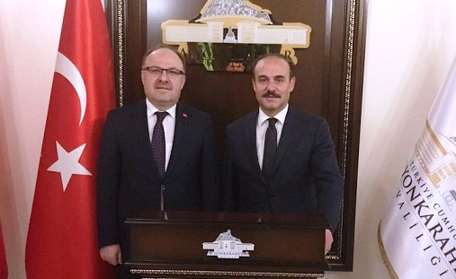 Vali Mustafa Tutulmaz Yozgat Valisi Kemal Yurtnaç'ı Makamında Kabul Etti