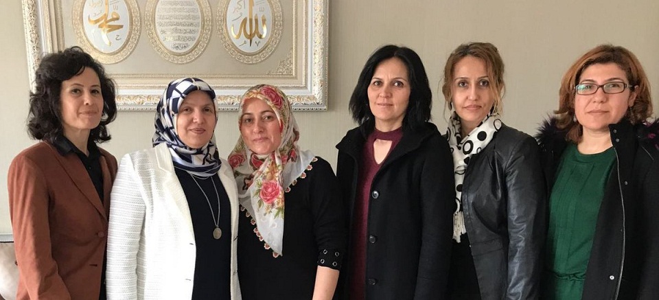 Vali Mustafa Tutulmaz'ın Eşinden şehit Ailesine Ziyaret