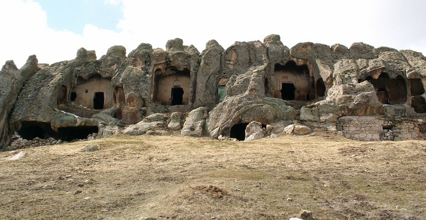 İscehisar İlçesine Bağlı Selimiye (sarıçayır) Köyü Bizans Mezarları