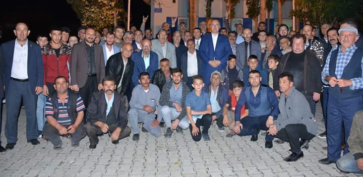 Mhp’li Adaylar Ataköy Halkıyla Buluştu