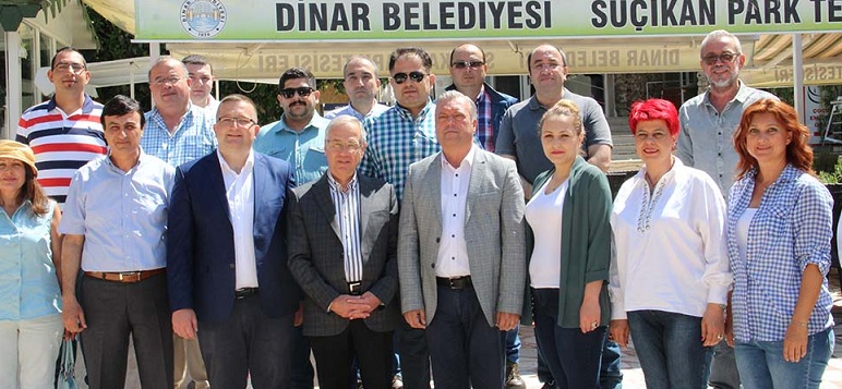 Dinar Suçıkan Park Tesisinde Uluslar Arası şehirler Derneği Kahvaltıda Buluştu