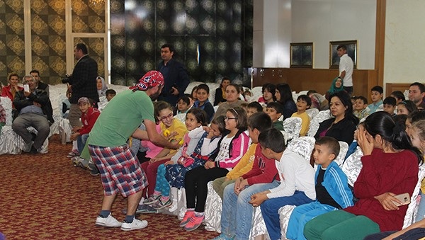 Sihirli Kız Ve Arkadaşları İsimli Oyun çocuklara çok Büyük Ders Verdi