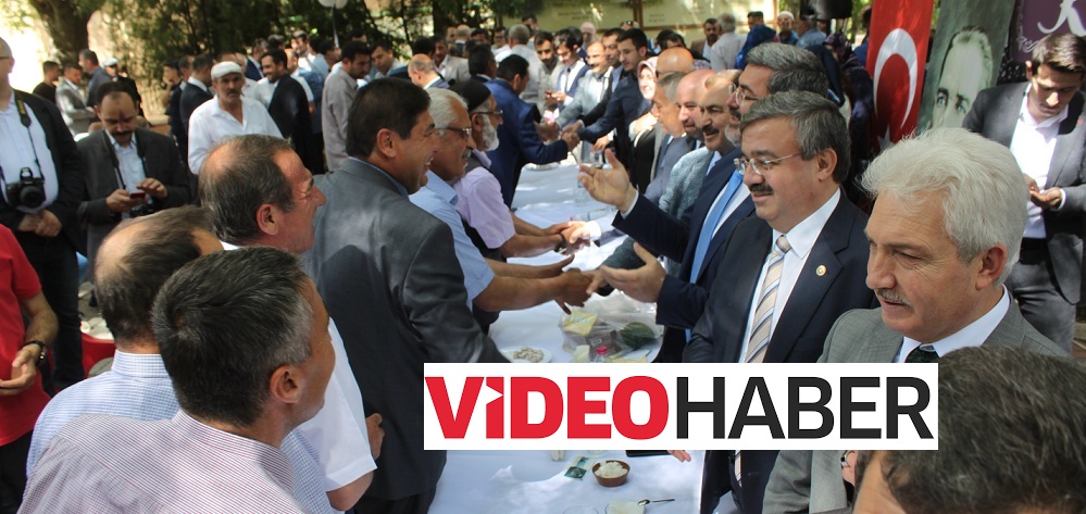 Ak Parti Bayramlaşma Töreni Yoğun Bir Katılım İle Gerçekleşti..