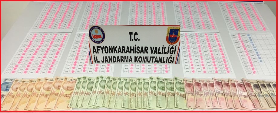 Jandarma Extacy Hap Satıcılarını Yakaladı