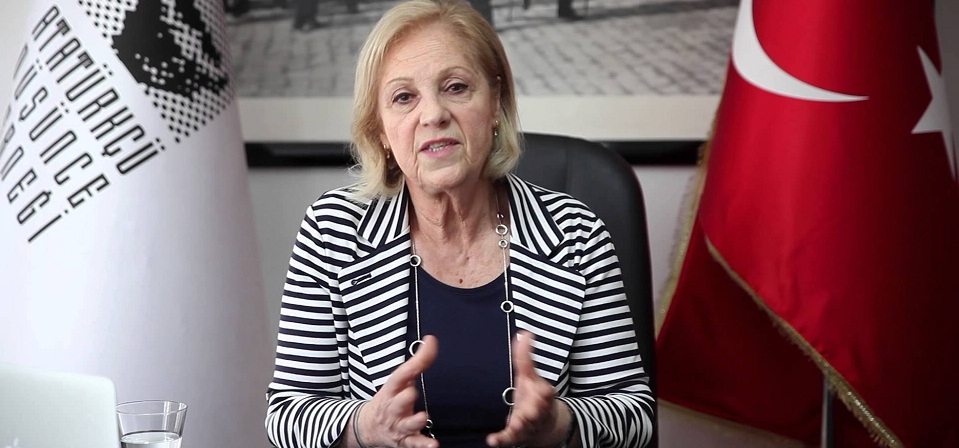 Tansel çölaşan'ın Cumhuriyet Açıklaması