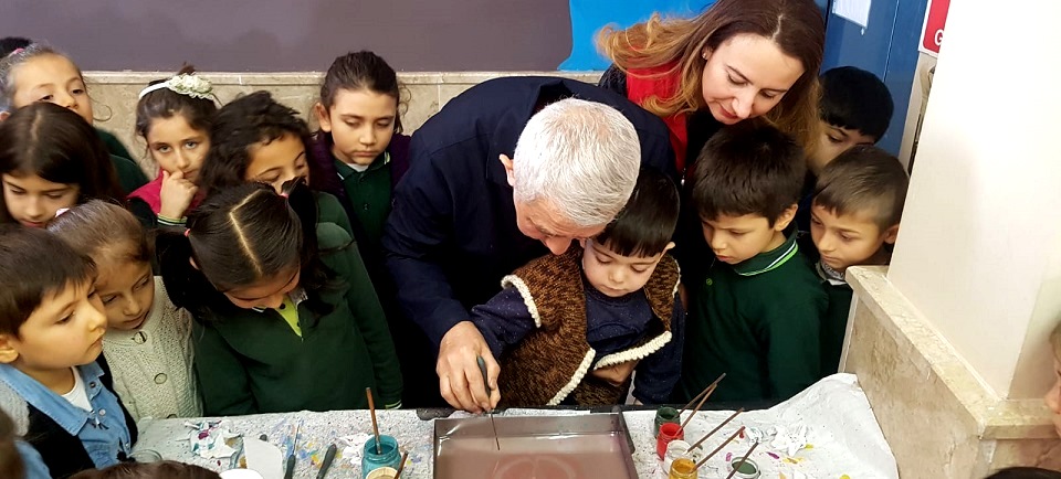 Minik Eller Ebruyla Buluştu..