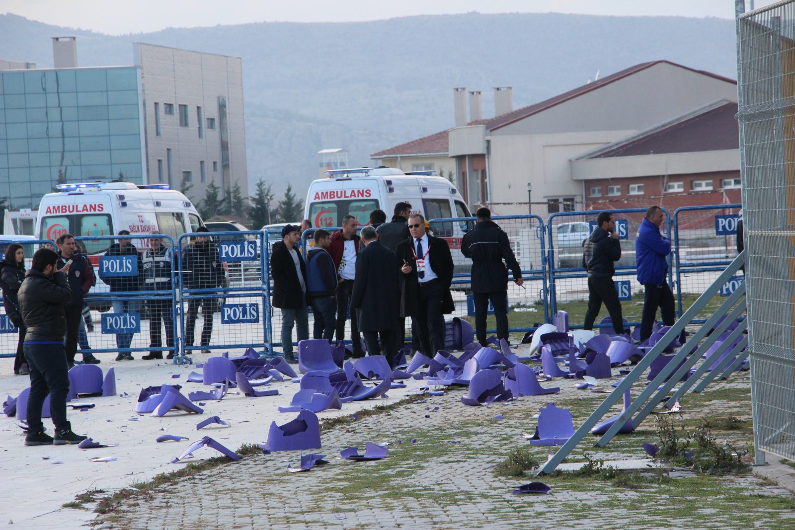 Afjet Afyonspor İle Bucaspor Maçı Sonrası Olaylar çıktı