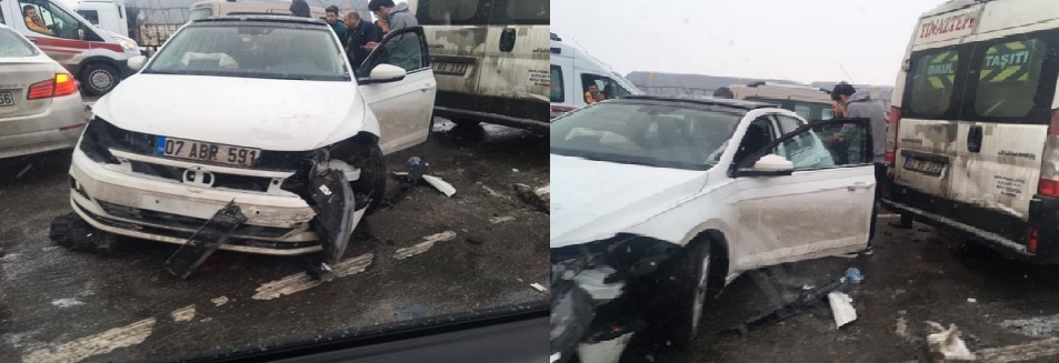 Afyon'da Zincirleme Trafik Kazası Yaşandı