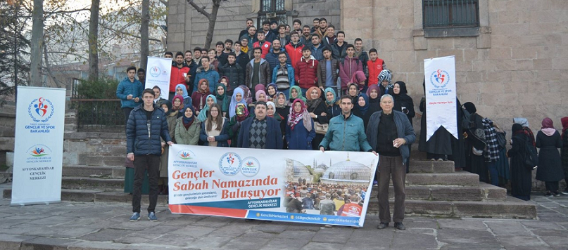 Afyonkarahisar Gençlik Merkezi Gönüllü Gençleri Sabah Namazında Buluştu