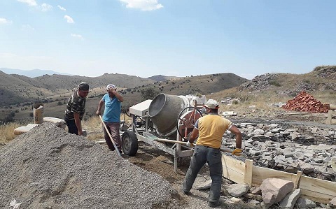 Sarı Baba'ya Türbe Yapıyorlar