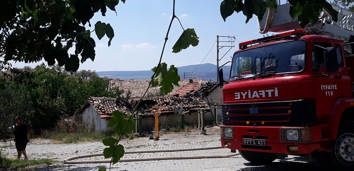 Tek Başına Yaşıyan Kadının Evinde Yangın çıktı..