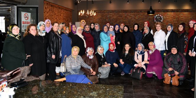 Biz Kadınız, Birlikte Güçlüyüz