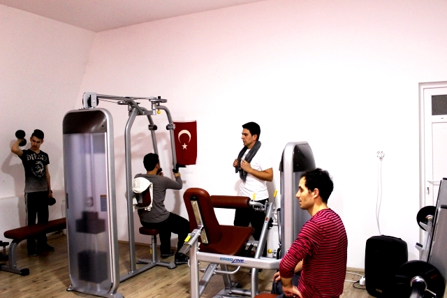 Emirdağ’da Fitness Salonu Faaliyete Geçti