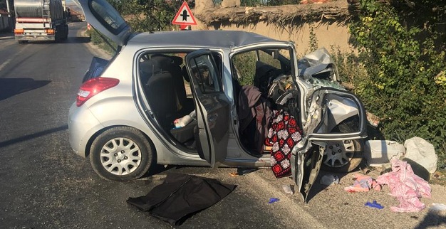 Dinar’da Kaza 3 ölü 1 Kişi Yaralandı