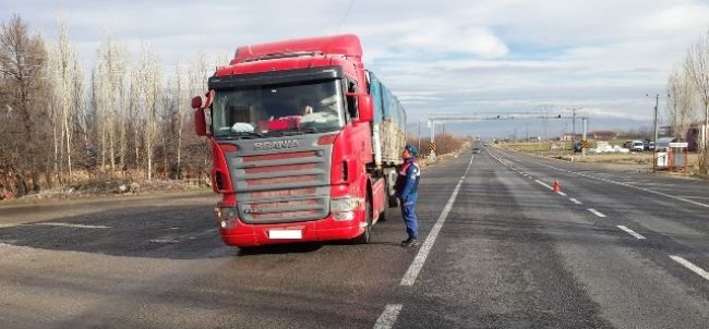 Ağır Taşıtların Denetimleri Devam Ediyor