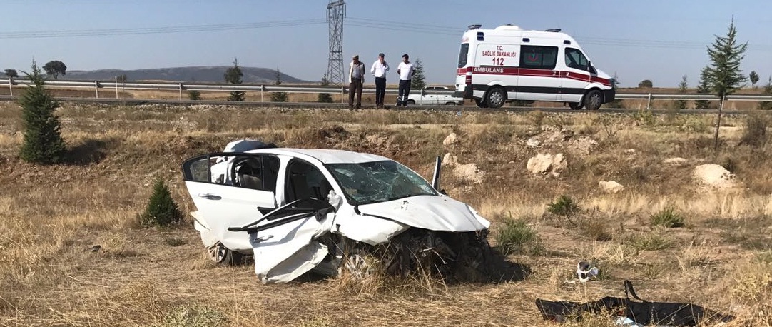 Trafik Kazasına Giden Askeri Araca Kamyon çarptı