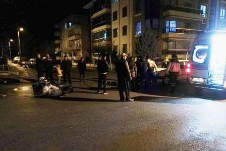 Kontrolüz Kavşakta Kaza 1’i Ağır 2 Yaralı