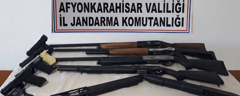 Tatarlı'da Ruhsatsız Av Tüfeği Ele Geçirildi