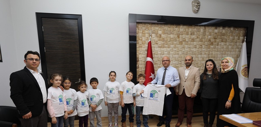 Başkan çoban'dan Minik öğrencilere çevre Röportajı