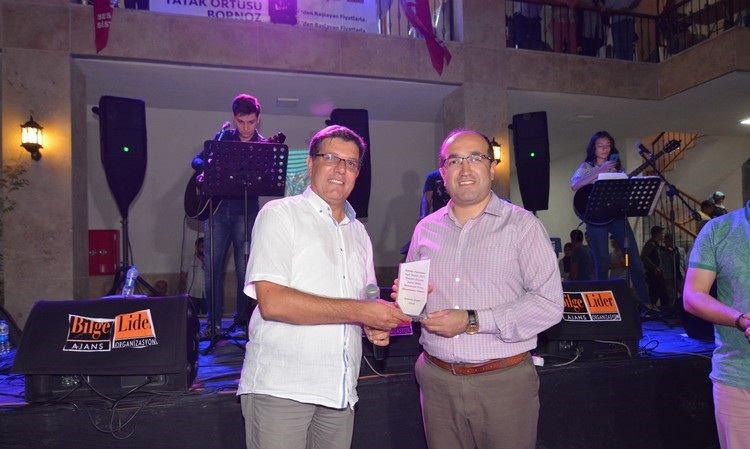 Yaz Akşamları Bedestende Bir Başka Güzel