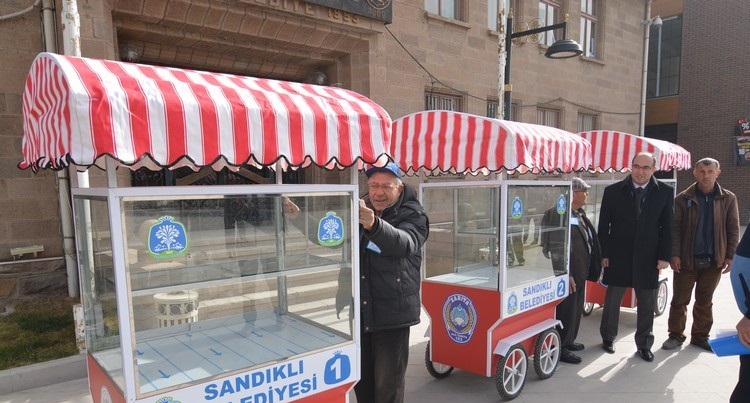 Sandıklı Belediyesinden Yeni Simit Arabaları
