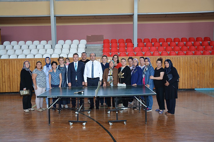 Turnuva ödülleri Başkan Mustafa çöl'den