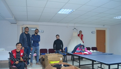 'gelin Hep Birlikte Paylaşalım, Yüzlere Tebessüm Olalım'