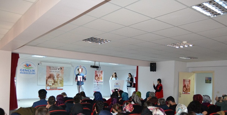 Gençlik Merkezleri Arası şiir Okuma Yarışması Yapıldı